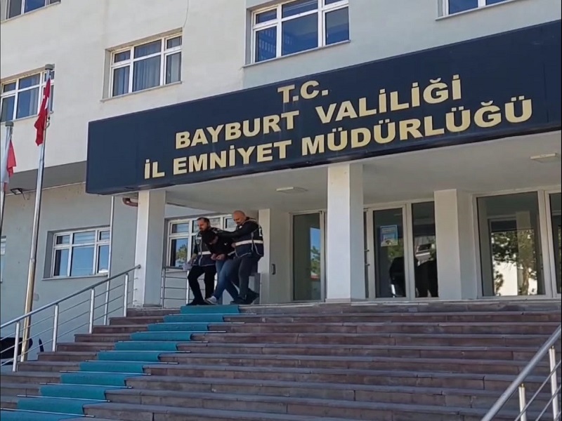 25.04.2025 Nitelikli Dolandırıcılık Bayburt